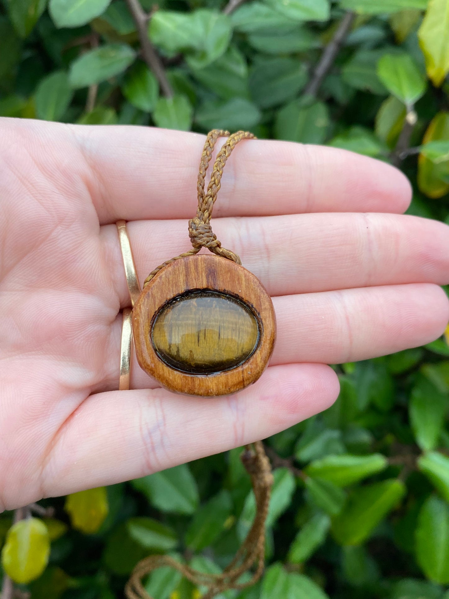 Tigers Eye in Rimu Necklace