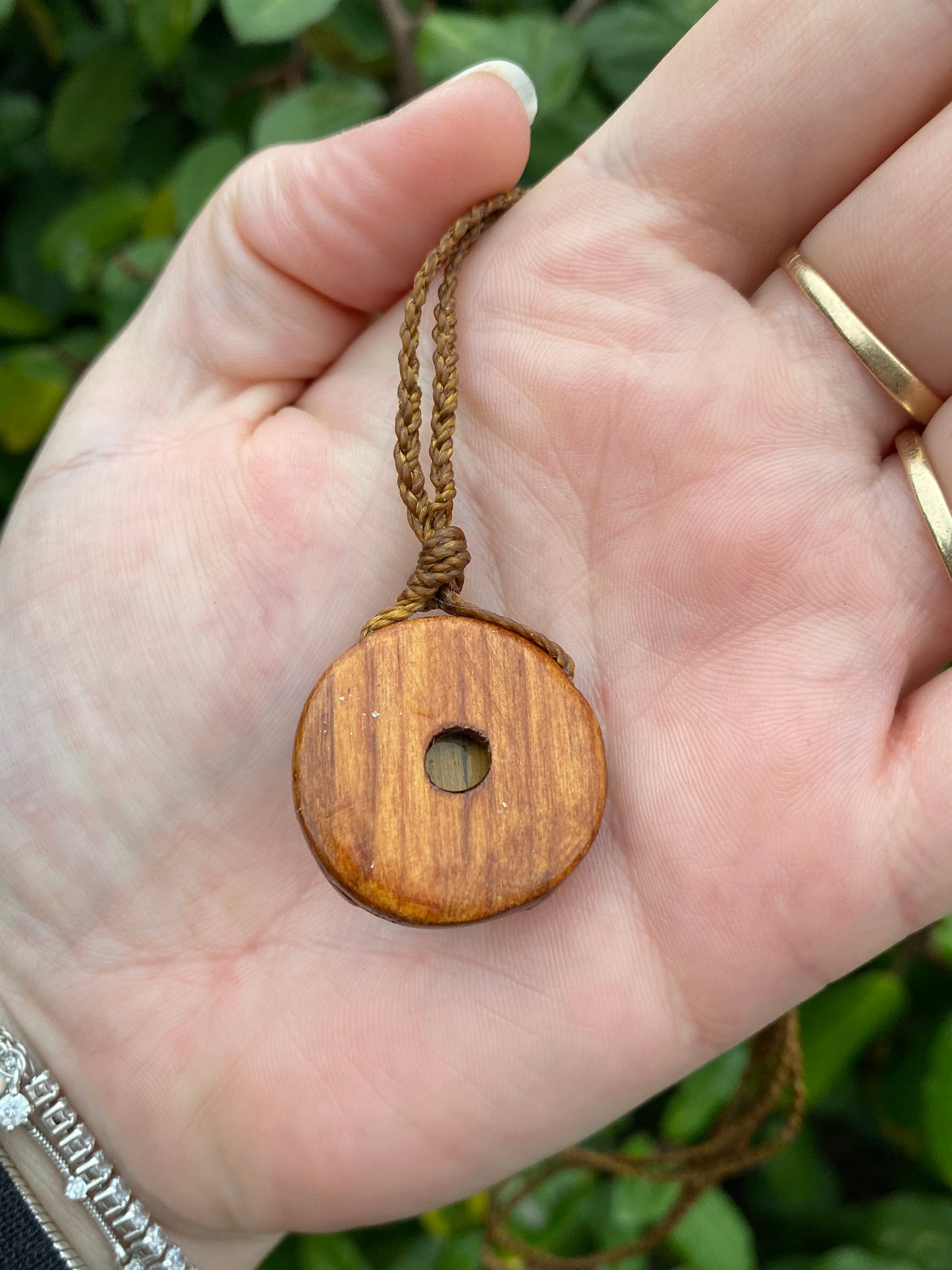 Tigers Eye in Rimu Necklace