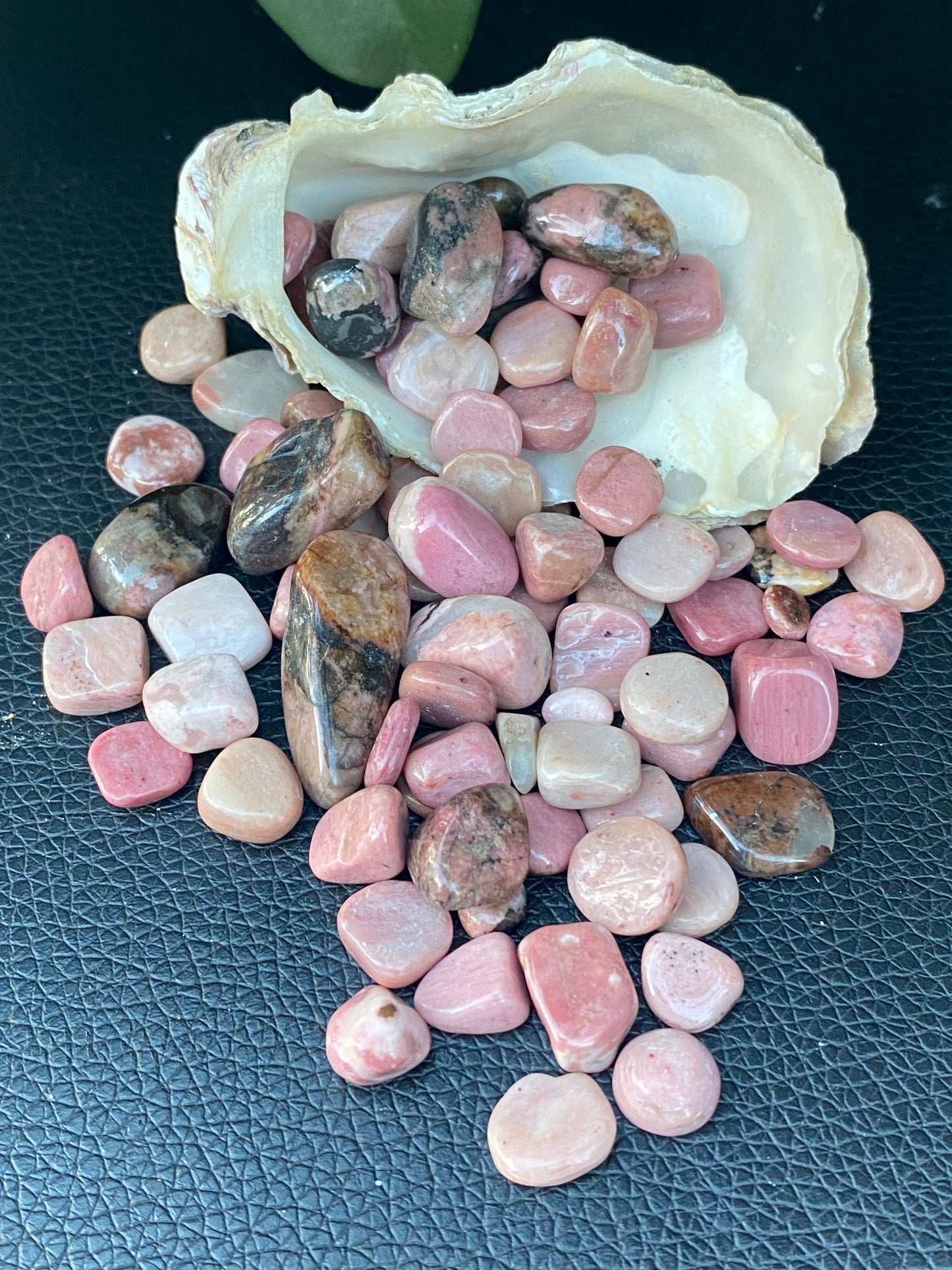 Rhodonite Chips